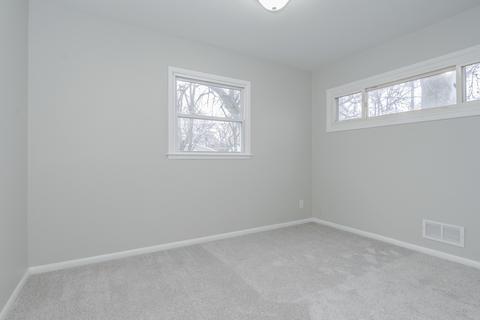 305 Maizefield Ave, Bloomington, IL 61701 photo 6