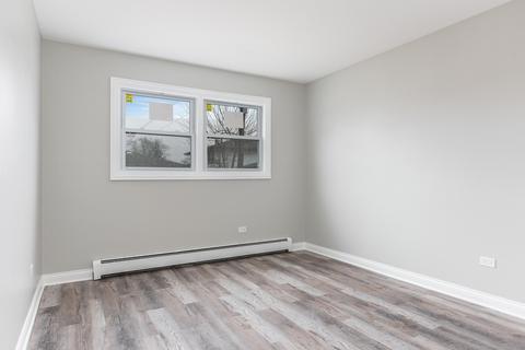 7653 S Roberts Rd, Bridgeview, IL 60455 photo 9