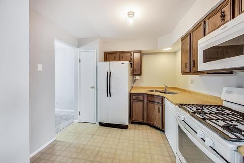 407 Harmony Dr, Wheeling, IL 60090 photo 9
