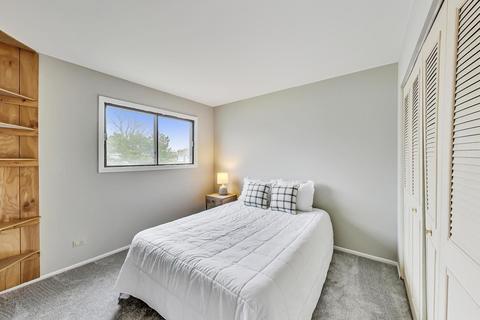 407 Harmony Dr, Wheeling, IL 60090 photo 20
