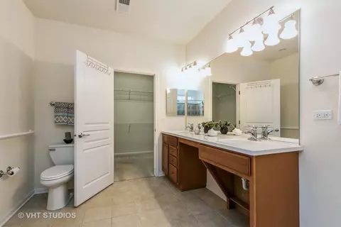 2856 Edgewater Dr, Elgin, IL 60124 photo 15