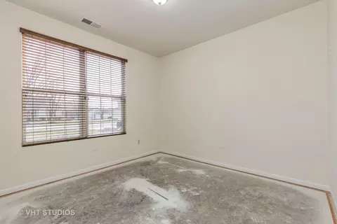 2856 Edgewater Dr, Elgin, IL 60124 photo 19
