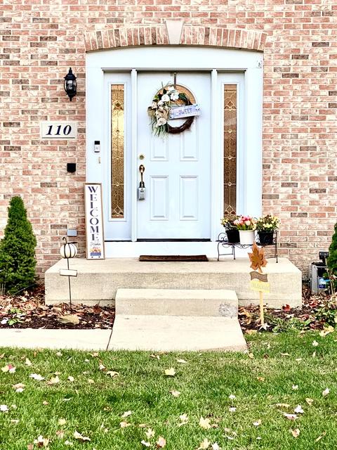 110 S Oakleaf Rd, Algonquin, IL 60102 photo 2
