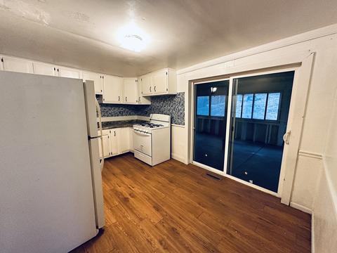 289 E Jackson St, Seneca, IL 61360 photo 9