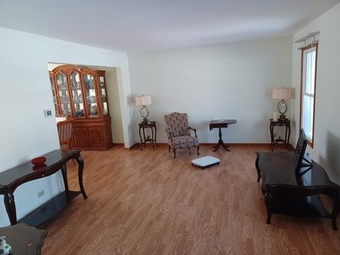 2205 Jordan Ln, Elgin, IL 60123 photo 6