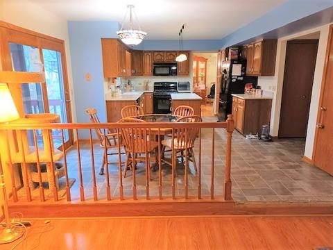 2205 Jordan Ln, Elgin, IL 60123 photo 5