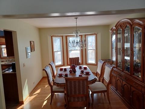 2205 Jordan Ln, Elgin, IL 60123 photo 9