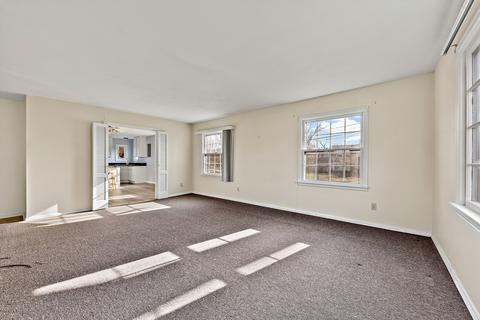 1236 Hawkins St, Kankakee, IL 60901 photo 4