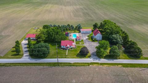 2833 E 1600 North Rd, Sheldon, IL 60966