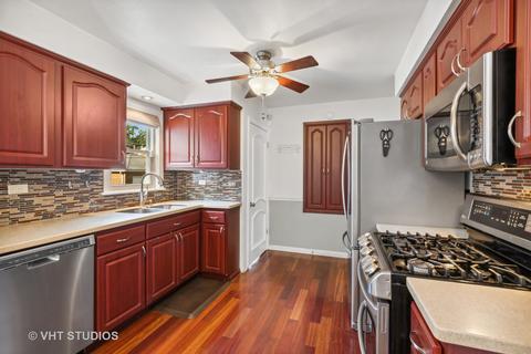 8028 S Artesian Ave, Chicago, IL 60652 photo 4