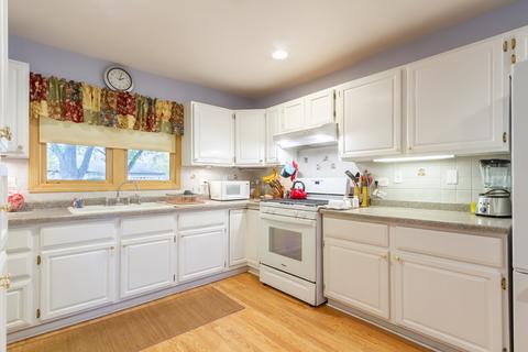 415 Morton St, Hoffman Estates, IL 60169 photo 6