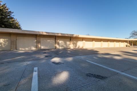 Undisclosed, Bloomington, IL 61701 photo 3