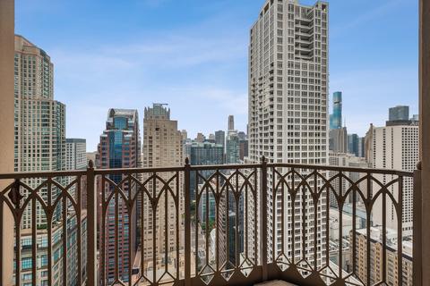21 E Huron St #3703, Chicago, IL 60611 photo 33