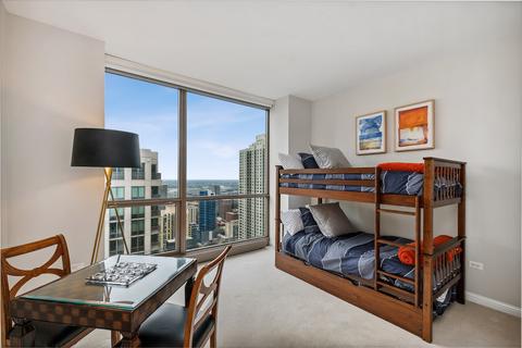 21 E Huron St #3703, Chicago, IL 60611 photo 28