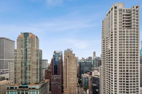 21 E Huron St #3703, Chicago, IL 60611 photo 32
