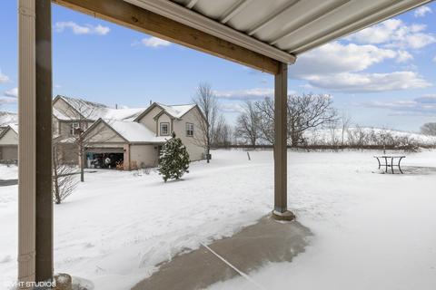 565 Willow Way, Lindenhurst, IL 60046 photo 11