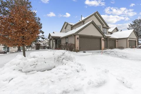 565 Willow Way, Lindenhurst, IL 60046 photo 2