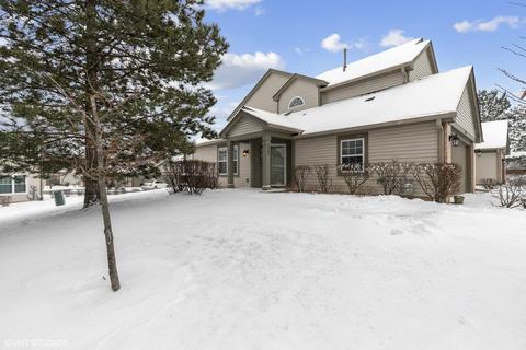 565 Willow Way, Lindenhurst, IL 60046 photo 1