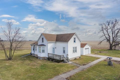 602 State St, Benson, IL 61516 photo 1