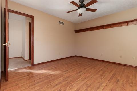 501 Wellesley Dr, Normal, IL 61761 photo 27