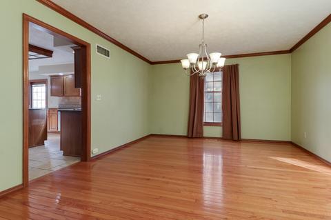 501 Wellesley Dr, Normal, IL 61761 photo 7