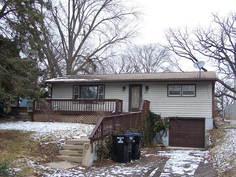 2014 Grandview Dr, Johnsburg, IL 60051 photo 1