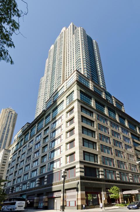 100 E Huron St #1705, Chicago, IL 60611 photo 2