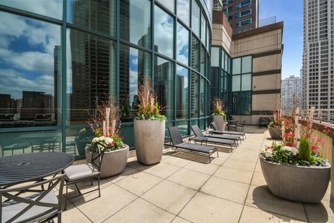 100 E Huron St #1705, Chicago, IL 60611 photo 24