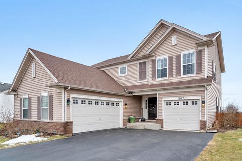1607 Red Maple Dr, Plainfield, IL 60586 photo 2