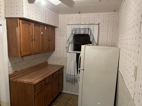 204 W Armstrong St, Seneca, IL 61360 photo 8