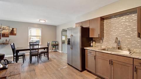 502 S Linden St, Normal, IL 61761 photo 7