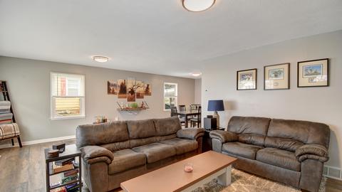 502 S Linden St, Normal, IL 61761 photo 2