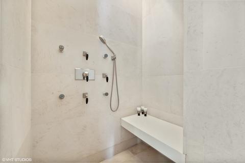 159 E Walton Pl #32A, Chicago, IL 60611 photo 46