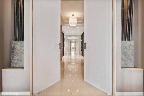 159 E Walton Pl #32A, Chicago, IL 60611 photo 3