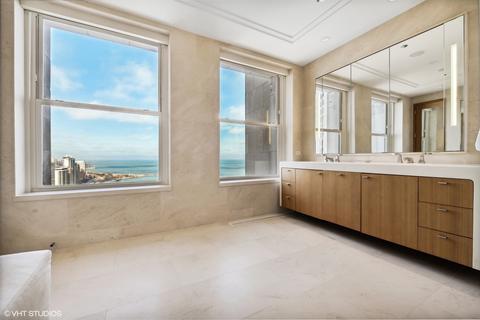 159 E Walton Pl #32A, Chicago, IL 60611 photo 42