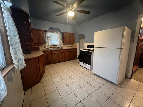 393 S 5th Ave, Kankakee, IL 60901 photo 9