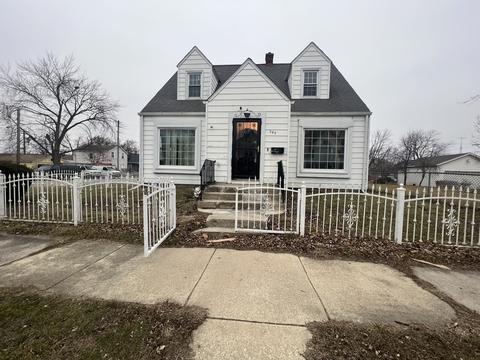 393 S 5th Ave, Kankakee, IL 60901 photo 2