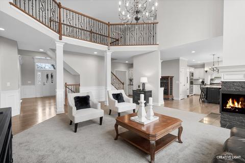 4455 Esquire Cir, Naperville, IL 60564 photo 8