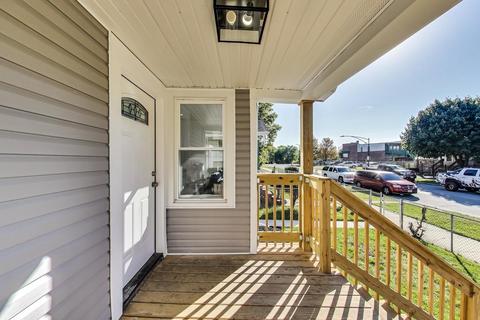 72 E 101st St, Chicago, IL 60628 photo 2