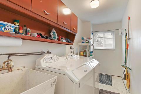 711 E Devon Ave, Roselle, IL 60172 photo 20