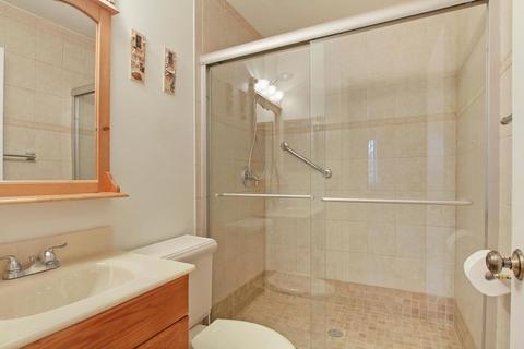 711 E Devon Ave, Roselle, IL 60172 photo 18