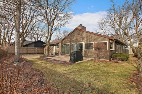 711 E Devon Ave, Roselle, IL 60172 photo 21