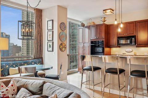 21 E Huron St #1402, Chicago, IL 60611 photo 12