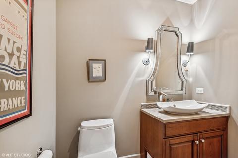 21 E Huron St #1402, Chicago, IL 60611 photo 18