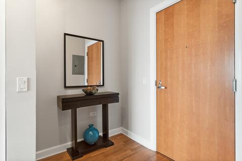 100 E 14th St #2908, Chicago, IL 60605 photo 3