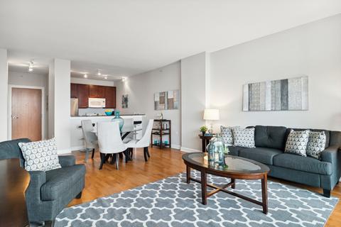 100 E 14th St #2908, Chicago, IL 60605 photo 6
