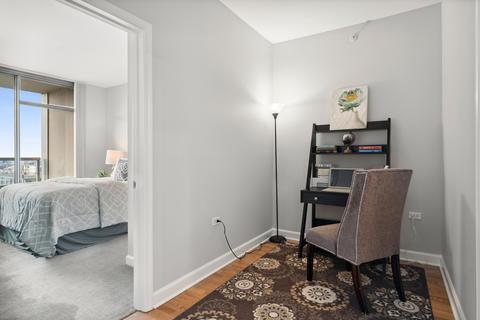 100 E 14th St #2908, Chicago, IL 60605 photo 12