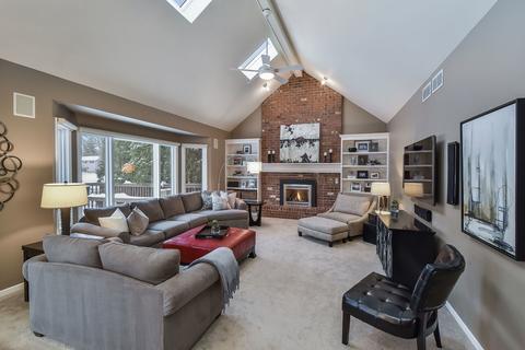 907 Rock Spring Rd, Naperville, IL 60565 photo 5