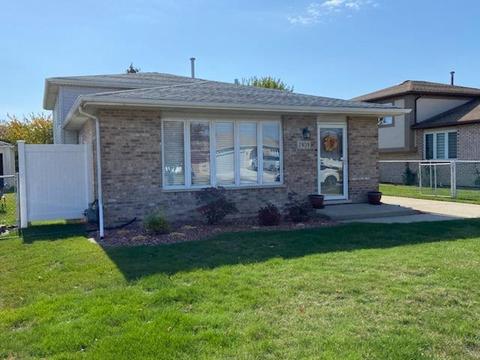 7909 W 80th St, Bridgeview, IL 60455 photo 1