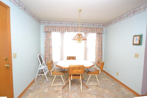 2307 Bluejay Trl, Elgin, IL 60123 photo 6